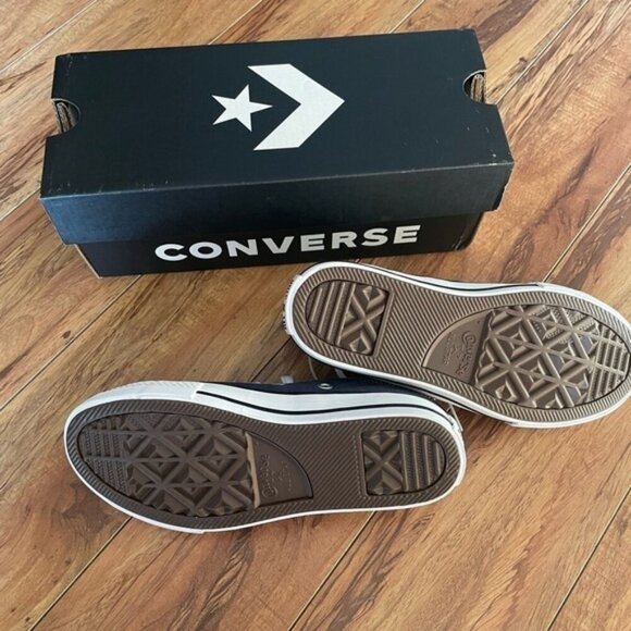 Converse Boys Navy Tie Up Sneakers Navy New Size 12 - Picture 2 of 5